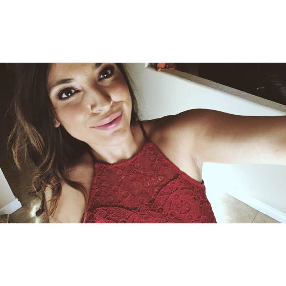 Poshmark profile picture for @meliza